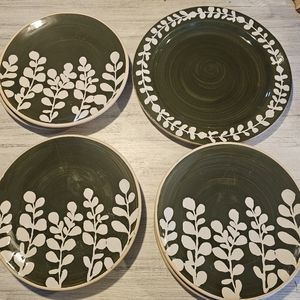 Lot of mudpie Pinehill Plates